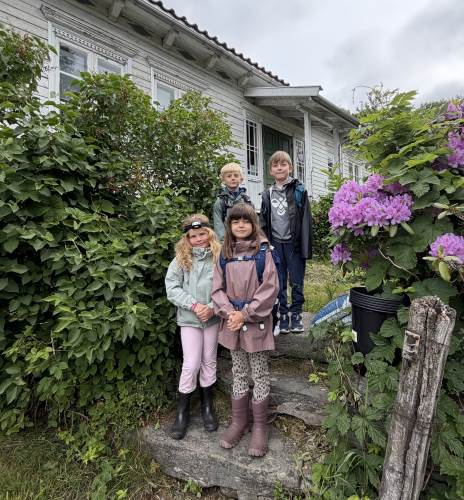 Den eldste gården på Frikstad er fra 1840, gårdsnummer 79 og bruksnummer 1.